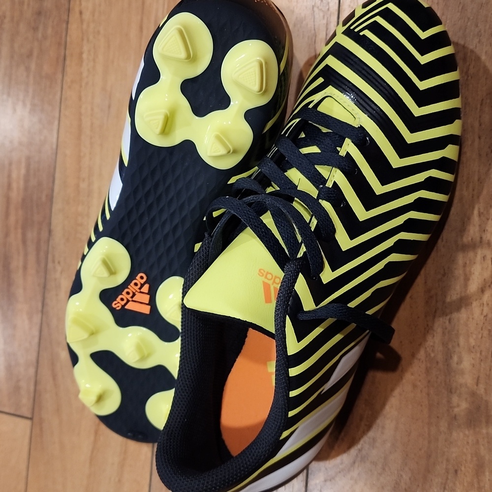 Brand New Adidas Predito Instinct FG